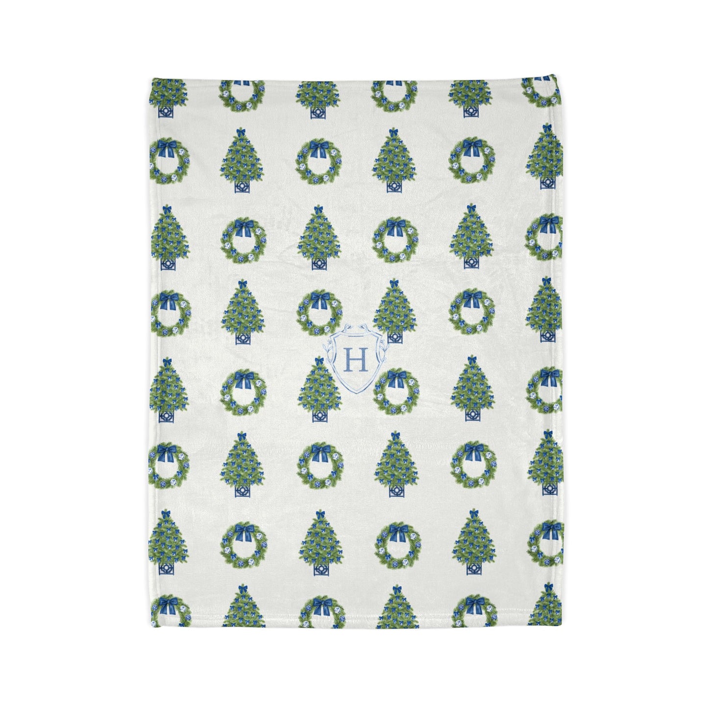 Chinoiserie Christmas Tree and Wreath Blanket - White