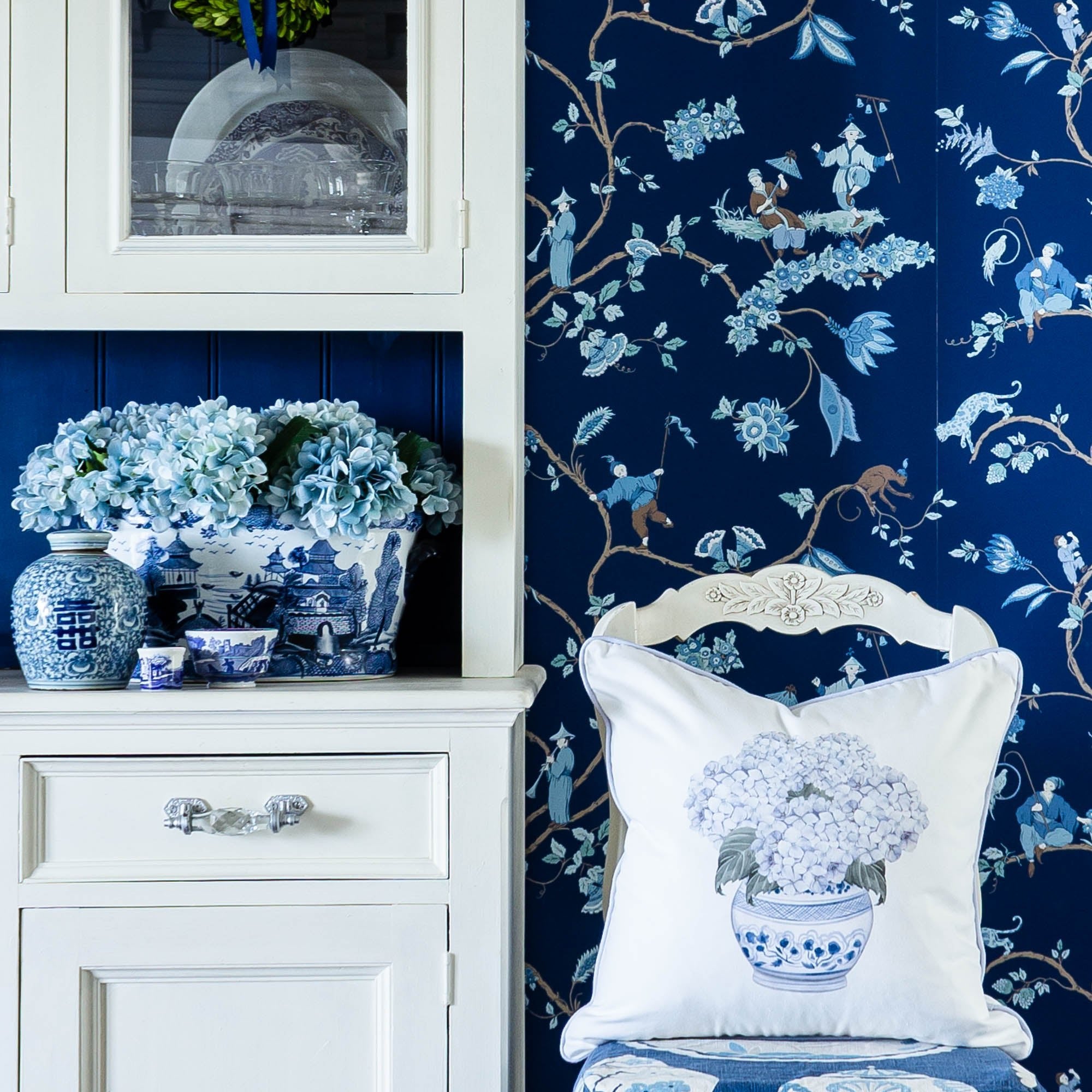 Hydrangea Chinoiserie Cushion - Hydrangea Lane Home