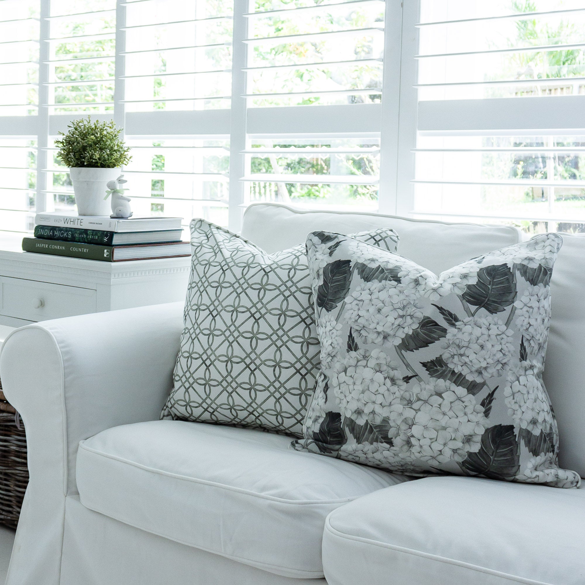 Hydrangea Garden Cushion - White - Hydrangea Lane Home