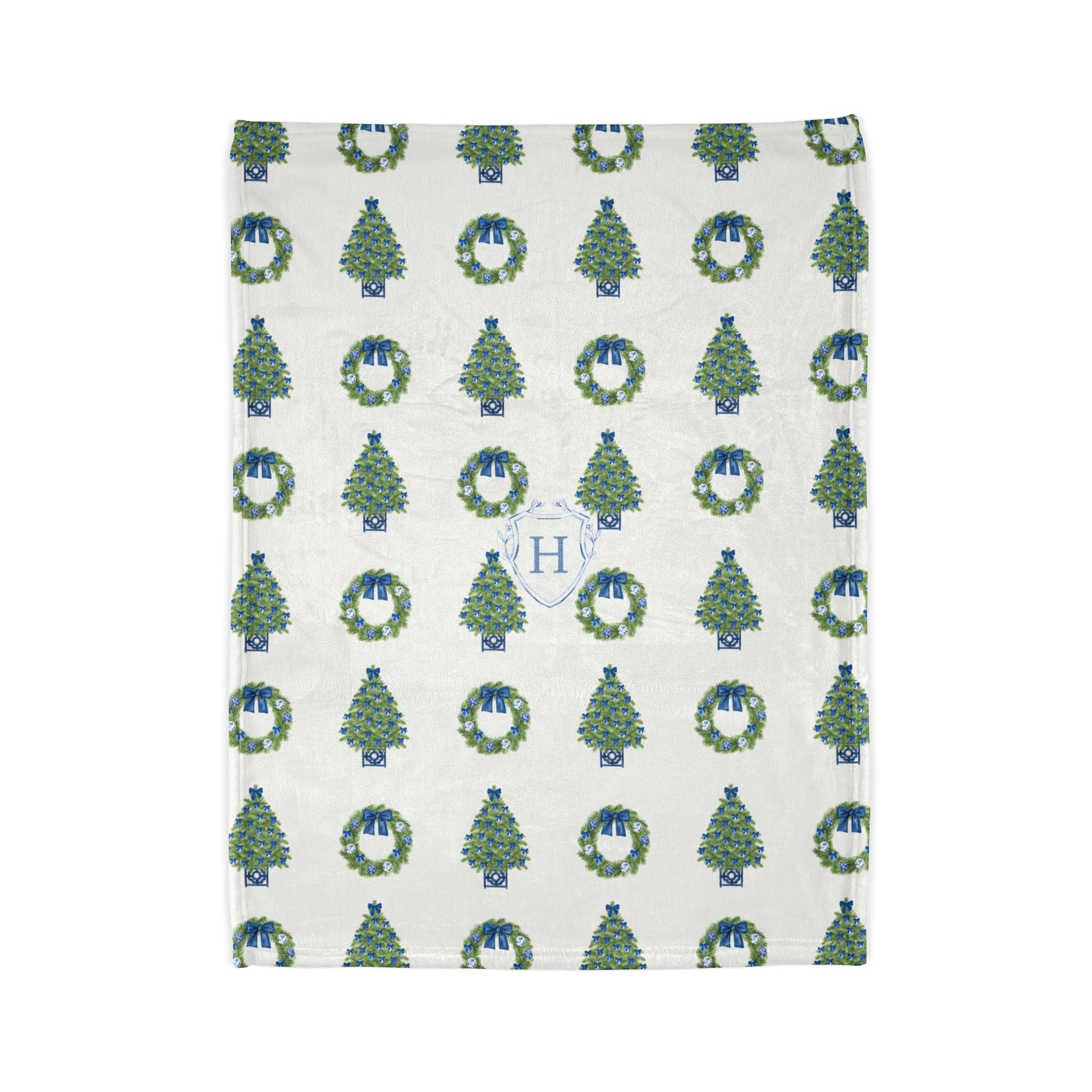 Chinoiserie Christmas Tree and Wreath Blanket - White - Hydrangea Lane Home