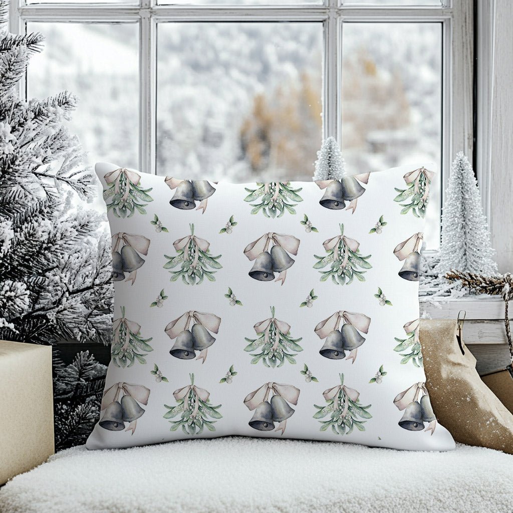 Mistletoe Posy Christmas Cushion/Pillow Cover - Hydrangea Lane Home