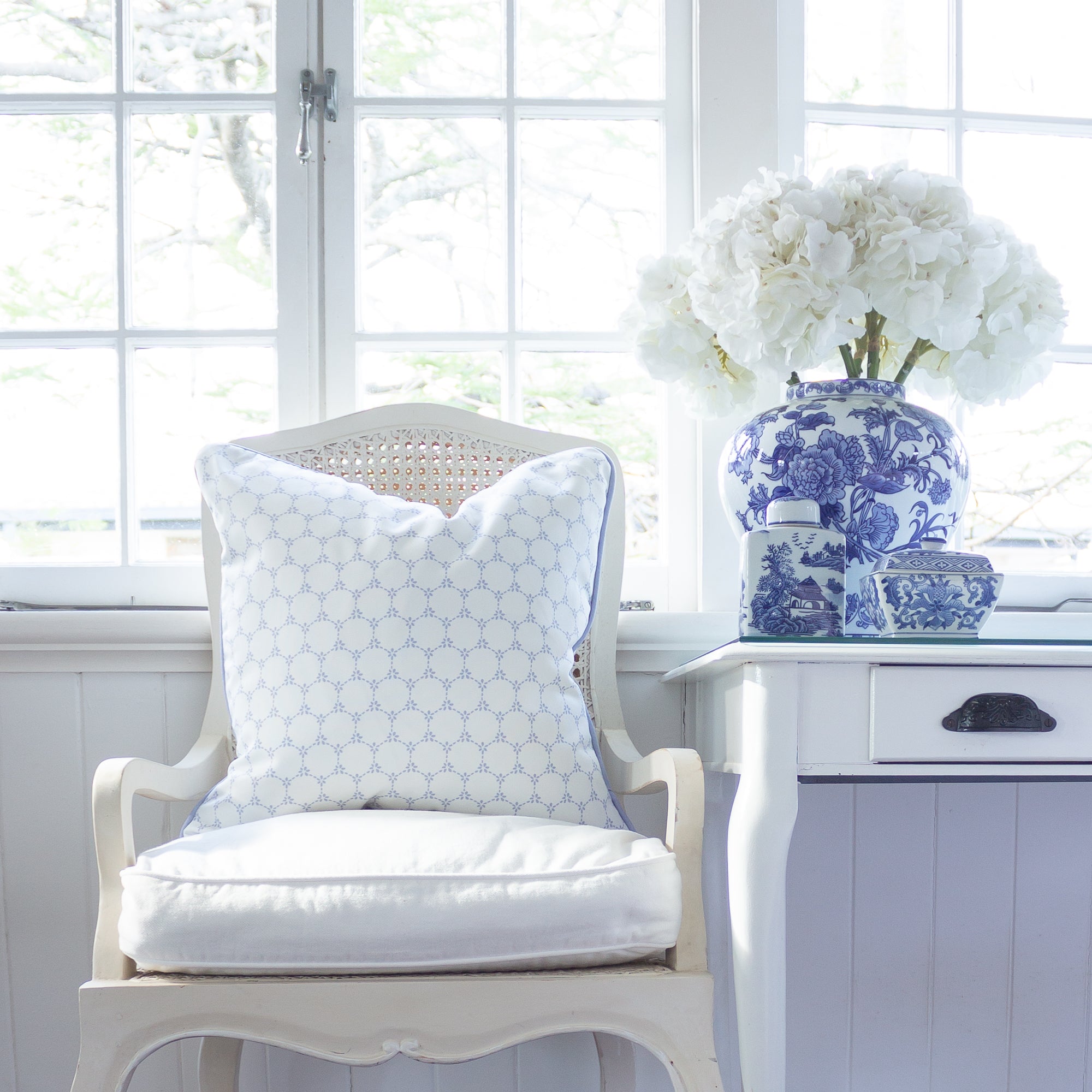 Daisy Chain Cushion - Blues - Hydrangea Lane Home