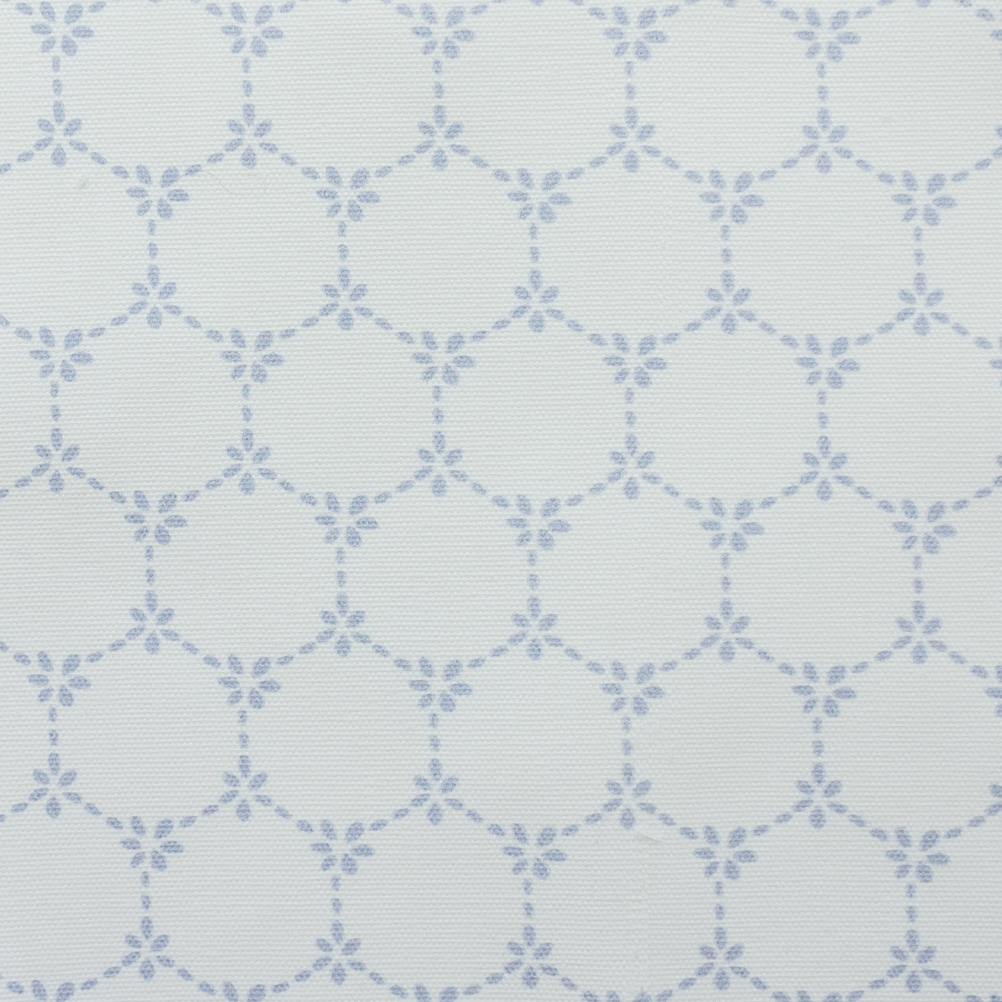 Daisy Chain Fabric - Serenity - Hydrangea Lane Home
