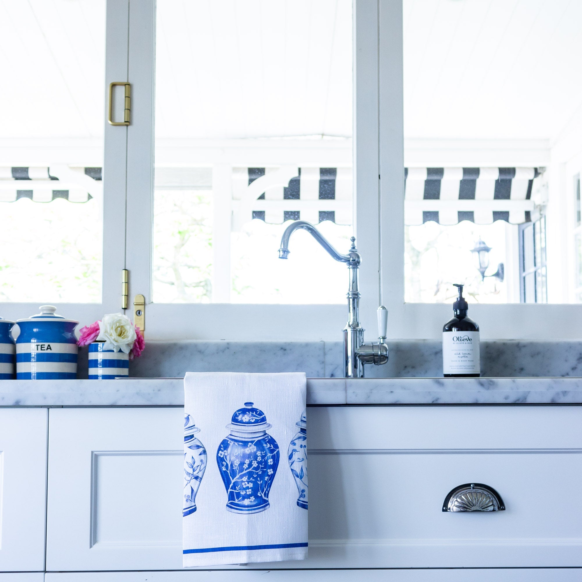 Ginger Jar Chinoiserie Tea Towel - Hydrangea Lane Home