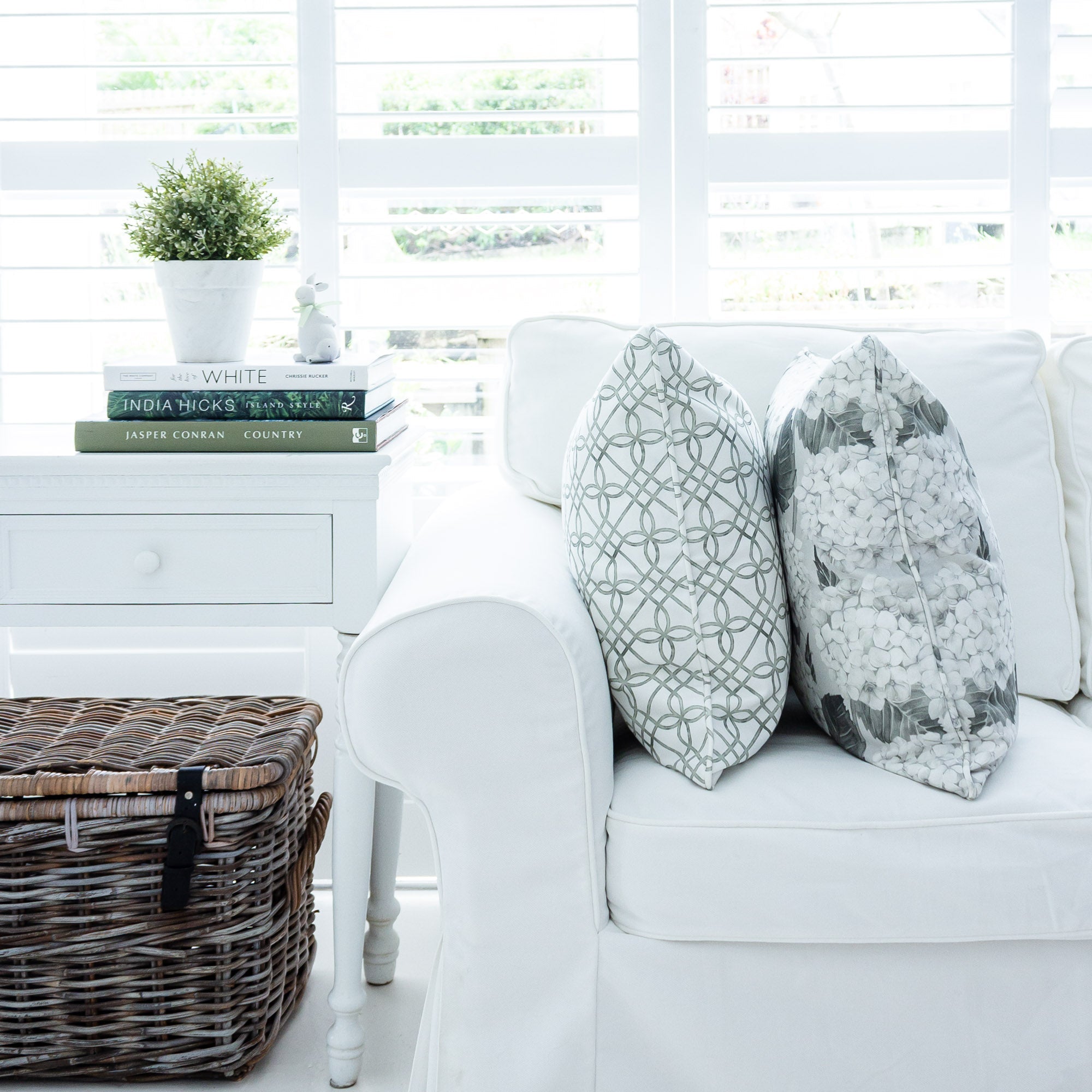 Greek Gate Rustic Cushion - Green - Hydrangea Lane Home