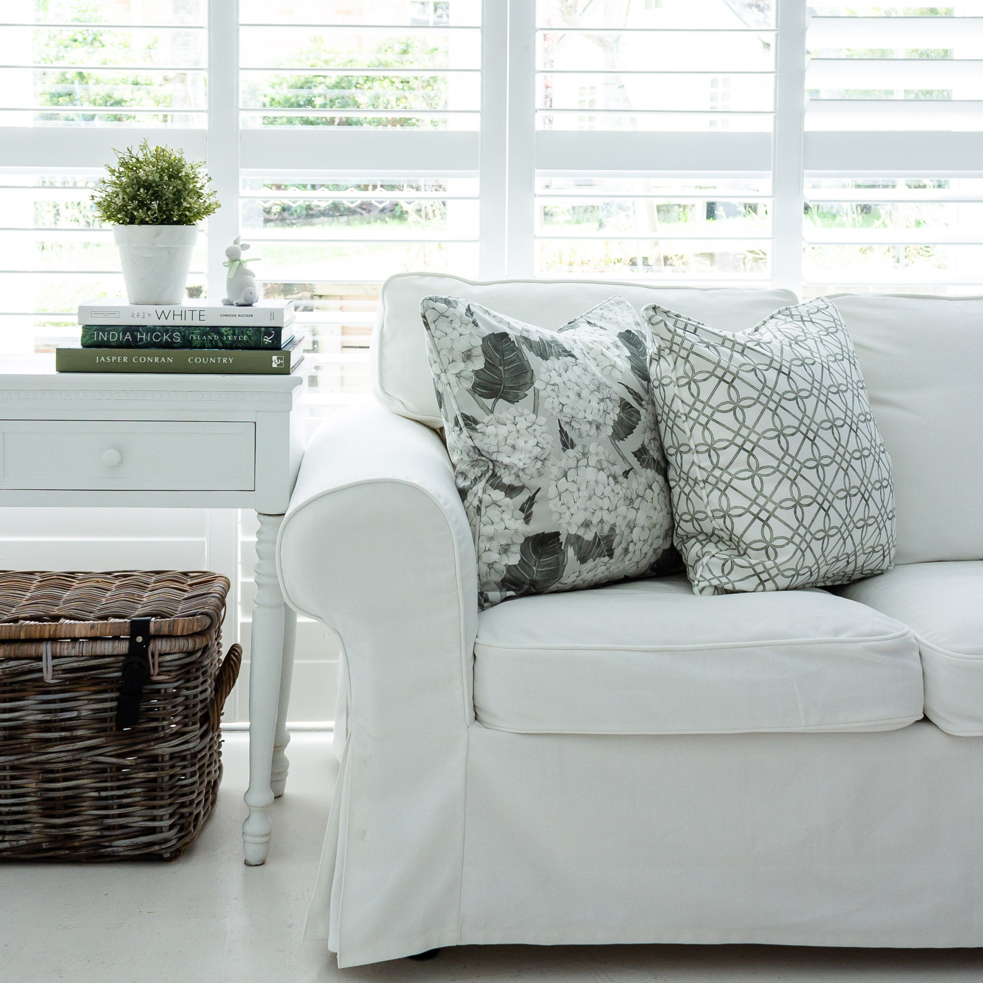 Greek Gate Rustic Cushion - Green - Hydrangea Lane Home