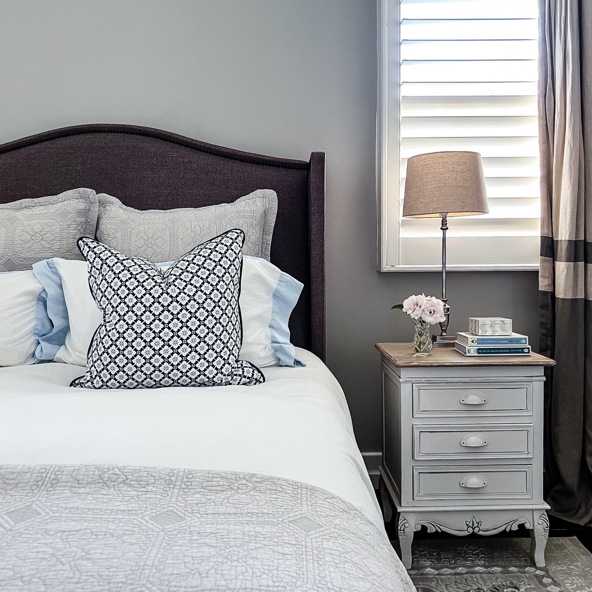 Ponte Trellis Cushion - Hydrangea Lane Home